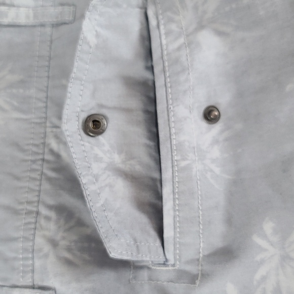 Guess Men's Light Grey Summer Shorts(Sz 32) - Picture 8 of 15